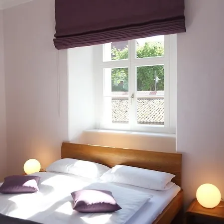 Apartment 65qm Klosterblick Im Historischen Pfarrhaus Pielenhofen